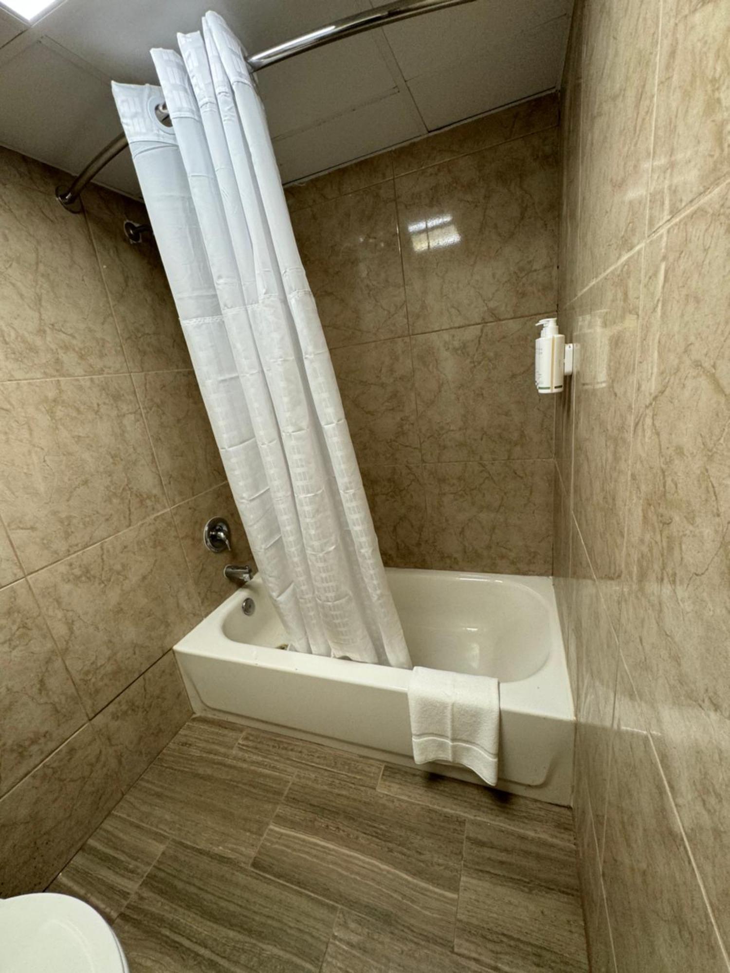 Super 8 By Wyndham Corpus Christi Airport Hotel Bagian luar foto